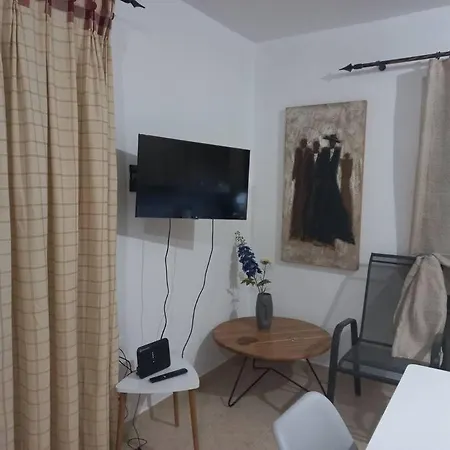 Sophie's Sunny Spot 1 Yefira