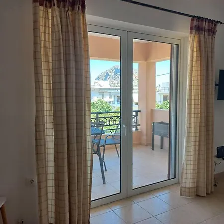 Διαμέρισμα Sophie's Sunny Spot 1 *