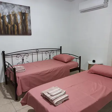 Διαμέρισμα Sophie's Sunny Spot 1