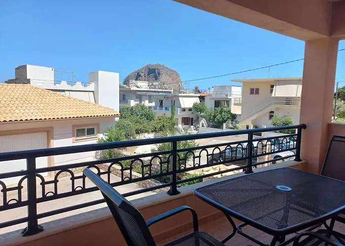 Sophie's Sunny Spot 1 Yefira